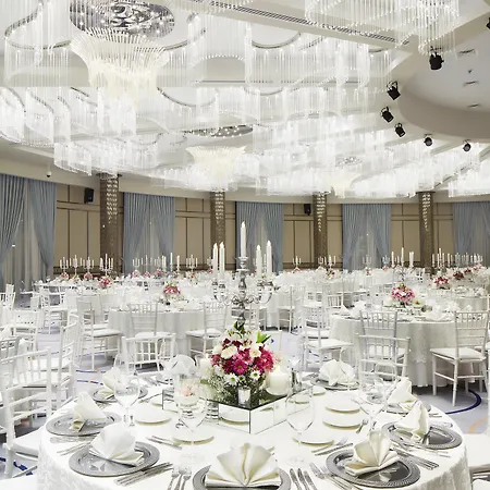 Divan Mersin Hotel 5*
