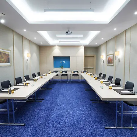 Hotel Divan Mersin 5*